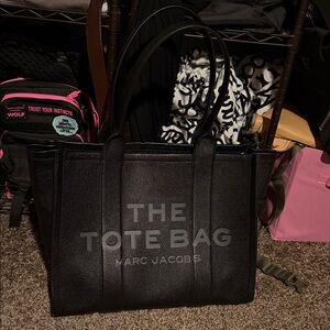 LARGE Marc Jacobs Elegant Black Tote